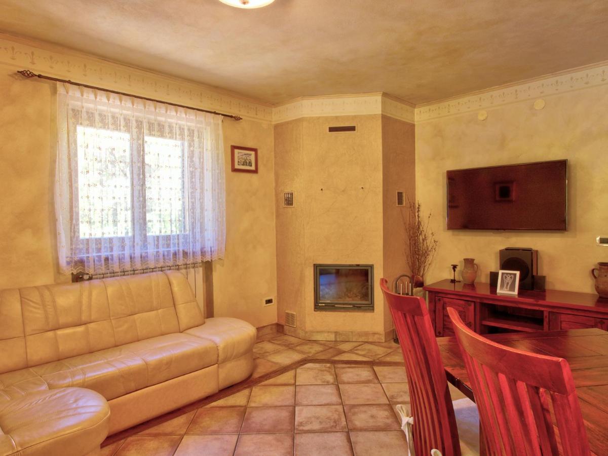 Family Apartment Rihter Crni Kal ภายนอก รูปภาพ